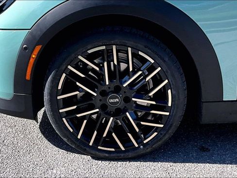 Used 2025 MINI Cooper S FWD image 13