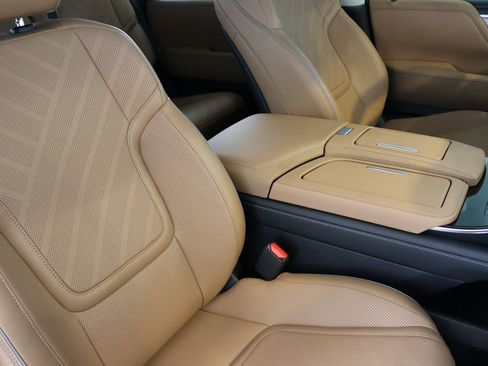 New 2026 INFINITI QX80 Luxe w/ Exterior Package image 40