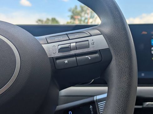 Used 2025 Hyundai Sonata SEL FWD image 23