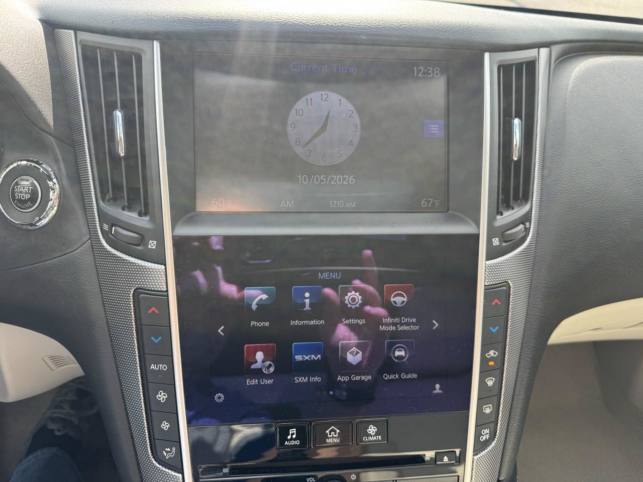 Used 2015 INFINITI Q50 w/ Moonroof Package RWD image 16