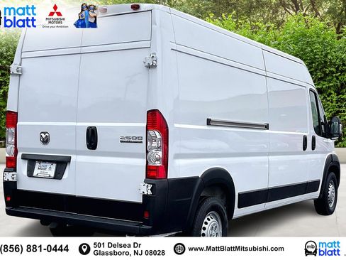 Used 2025 RAM ProMaster 2500 w/ Convenience Group image 14