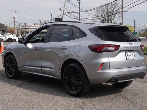 Used 2023 Ford Escape ST-Line Elite AWD/4WD image 9