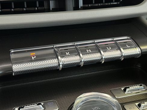 New 2026 Lincoln Nautilus Premier AWD/4WD image 21
