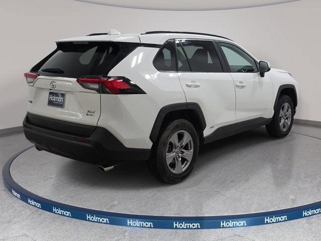 Certified 2025 Toyota RAV4 XLE AWD/4WD image 5