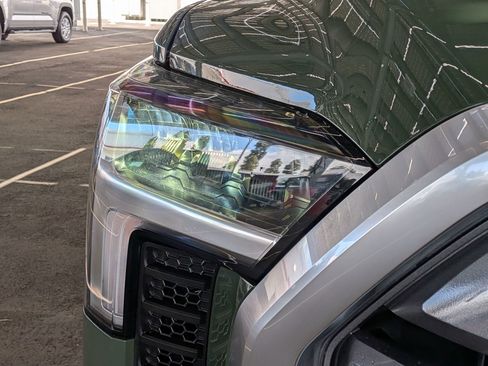 Used 2023 Toyota Tundra Limited image 6