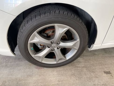 Used 2015 Toyota Venza Limited image 10