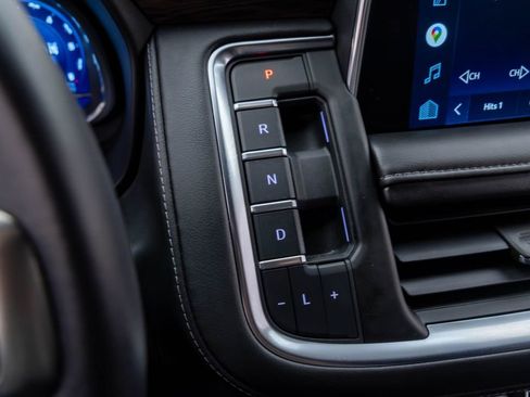 Used 2022 Chevrolet Tahoe Z71 image 29