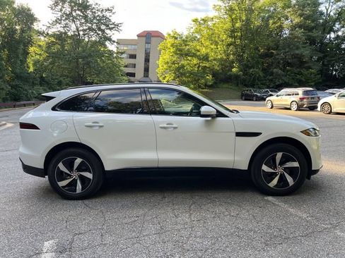 Used 2022 Jaguar F-PACE S AWD/4WD image 2