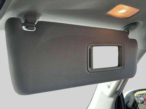 Certified 2022 Toyota 4Runner TRD Off-Road Premium image 31