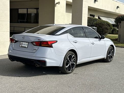 Used 2024 Nissan Altima 2.5 SR image 7