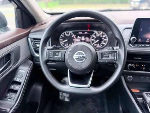 Used 2021 Nissan Rogue S AWD/4WD image 26