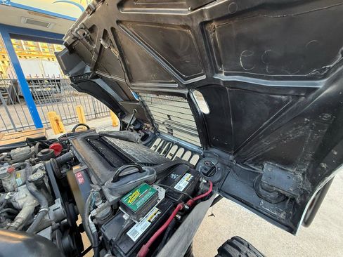 Used 2001 HUMMER H1 4-Door Hard Top image 35