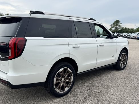 New 2027 Ford Expedition King Ranch AWD/4WD image 2