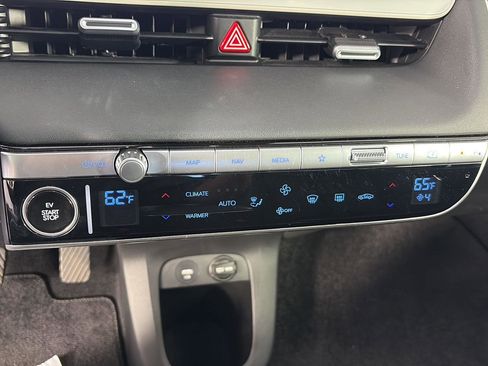 Used 2024 Hyundai Ioniq 5 Limited AWD/4WD image 28