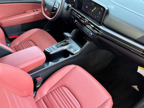 New 2026 Kia Sportage SX image 19