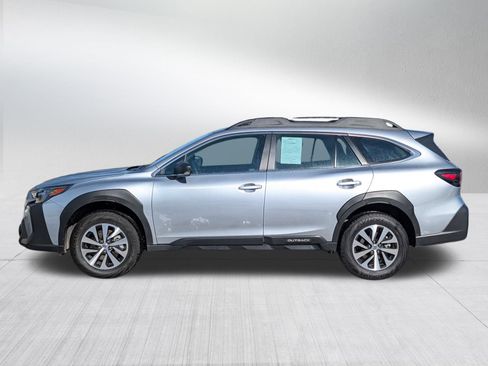 Certified 2025 Subaru Outback image 4