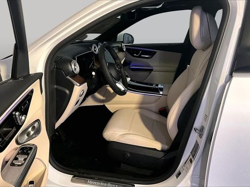 New 2026 Mercedes-Benz GLC 300 4MATIC image 13