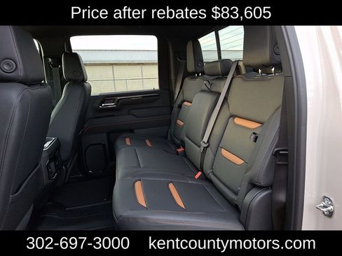 New 2026 GMC Sierra 2500 AT4 w/ AT4 Premium Plus Package AWD/4WD image 8