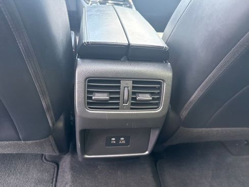 Used 2023 Nissan Rogue SV w/ SV Premium B Package image 28