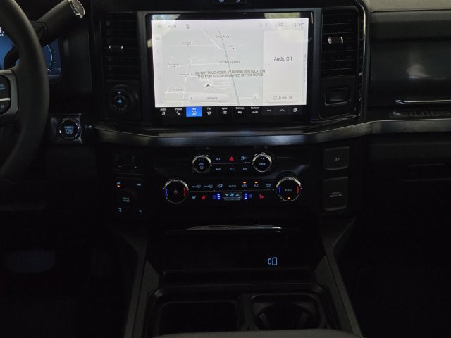 New 2027 Ford F350 Lariat w/ Black Appearance Package AWD/4WD image 13