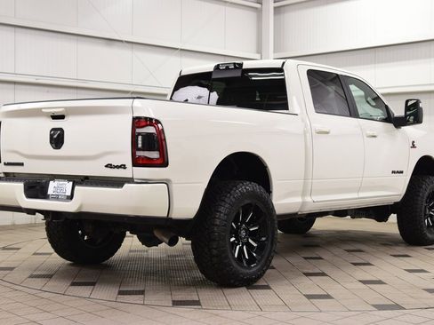 Used 2024 RAM 2500 Laramie w/ Night Edition image 7