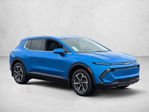 New 2026 Chevrolet Equinox EV LT image 5