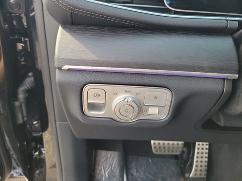 Certified 2026 Mercedes-Benz GLS 450 4MATIC image 57