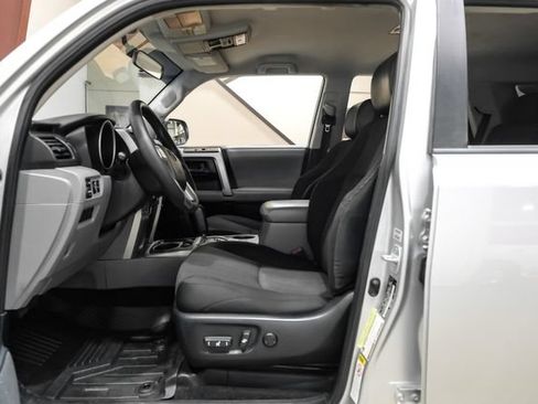 Used 2013 Toyota 4Runner SR5 RWD image 4