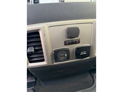 Used 2022 Ford F350 Lariat AWD/4WD image 8