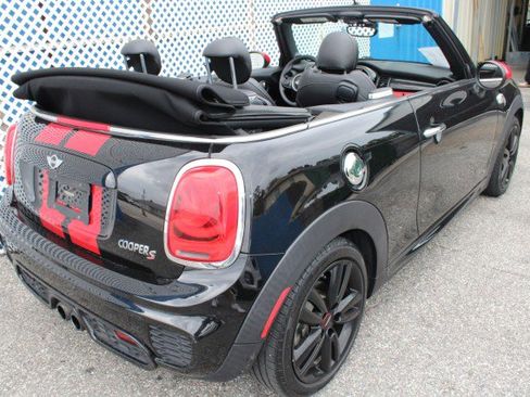 Used 2017 MINI Cooper S FWD image 12