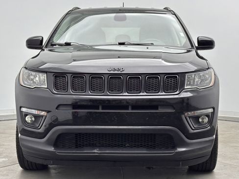 Used 2018 Jeep Compass Altitude image 2