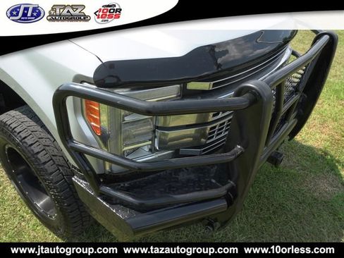 Used 2017 Ford F250 Platinum w/ FX4 Off-Road Package AWD/4WD image 11