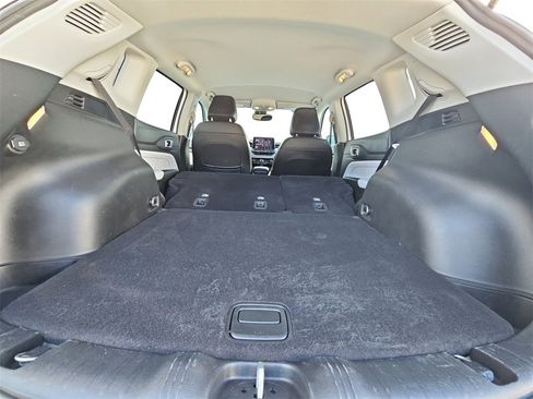 Used 2022 Jeep Compass Latitude image 31