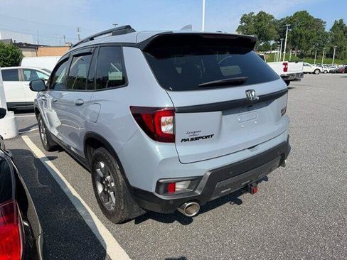 Used 2022 Honda Passport TrailSport image 5