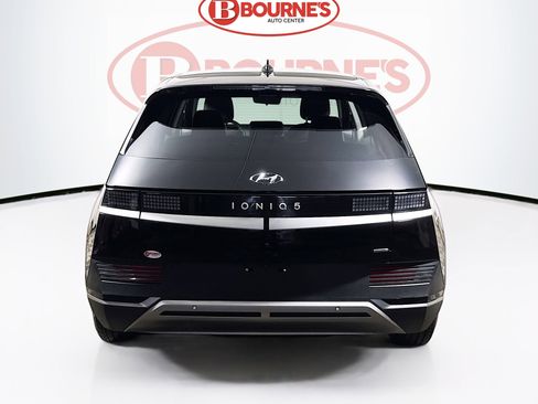 Used 2024 Hyundai Ioniq 5 SE image 9