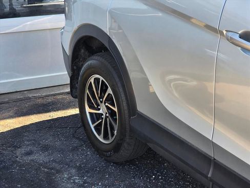 Used 2025 Mitsubishi Eclipse Cross ES AWD/4WD image 19
