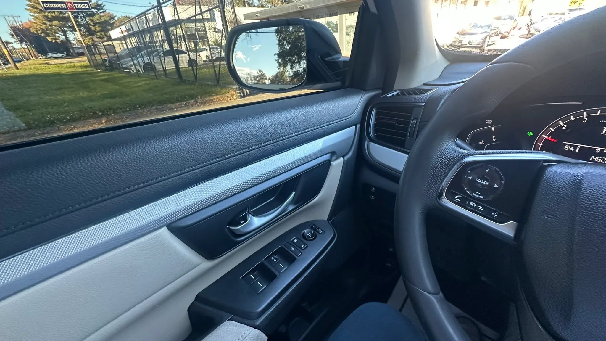 Used 2018 Honda CR-V LX image 17