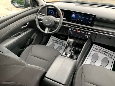 Used 2025 Hyundai Tucson SEL FWD image 33