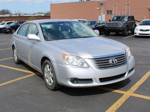 Used 2008 Toyota Avalon XL image 4