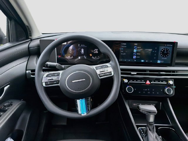 New 2026 Hyundai Tucson SEL FWD image 22