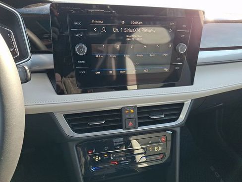 New 2026 Volkswagen Taos SEL image 9