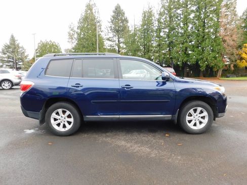 Used 2013 Toyota Highlander SE image 22