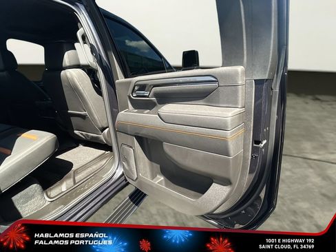 Used 2025 GMC Sierra 2500 AT4 w/ AT4 Premium Plus Package AWD/4WD image 28