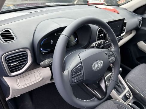 New 2026 Hyundai Venue SEL image 20