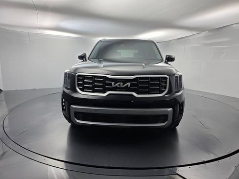 Used 2024 Kia Telluride SX FWD image 2