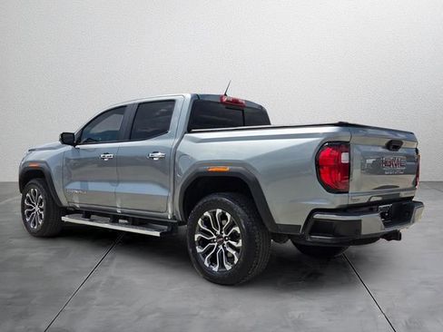 Used 2024 GMC Canyon Denali AWD/4WD image 3