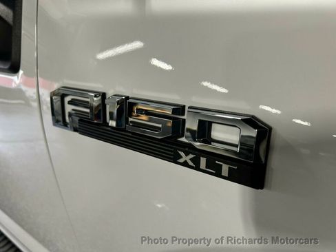 Used 2019 Ford F150 XLT w/ Trailer Tow Package image 10