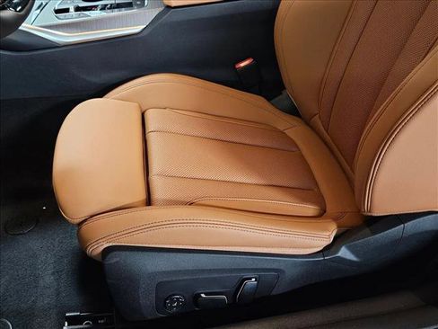 Used 2026 BMW 430i Coupe w/ Premium Package RWD image 4