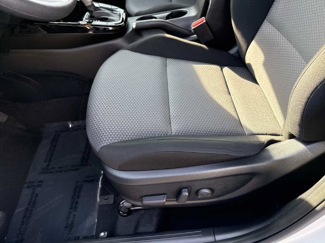 Used 2025 Kia Soul S FWD image 15