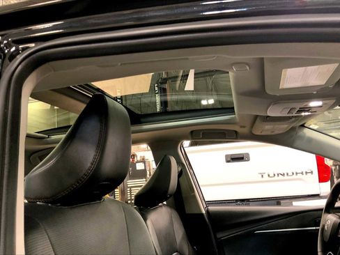 Used 2025 Toyota Camry XLE w/ Premium Package image 14